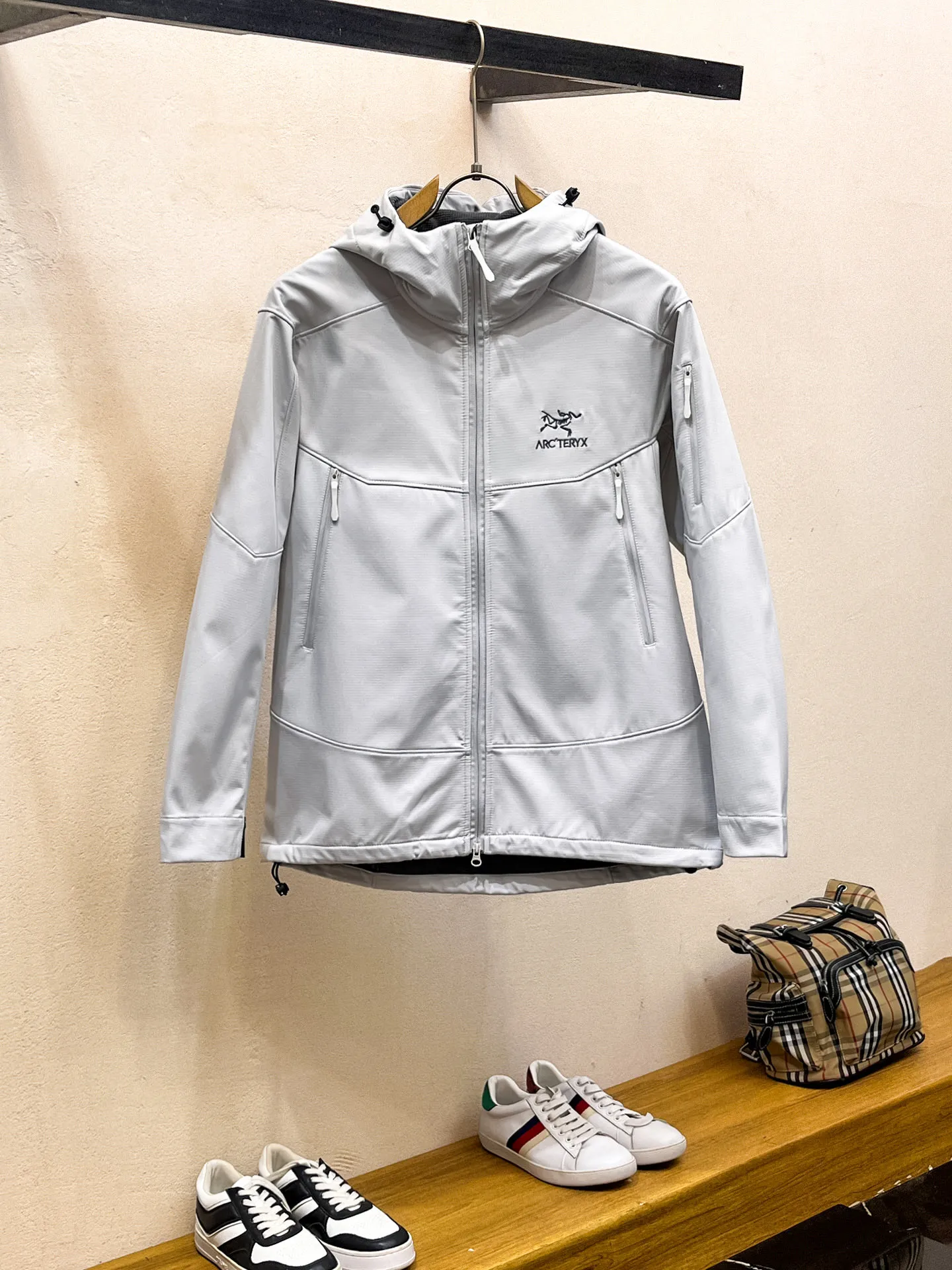 Same Style， ， 2026 New Arrival ，Original Premium Breathable ， ， ， Quality。 ， Sizes：M～3XL